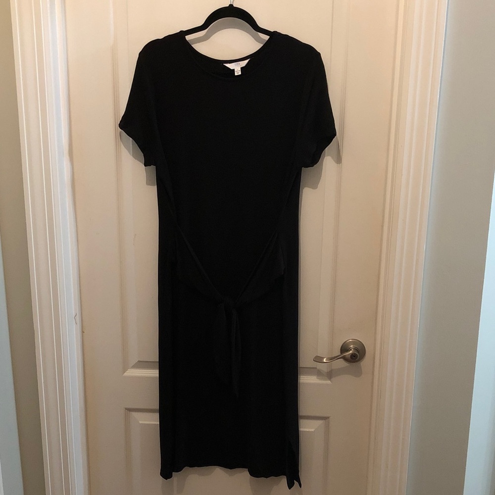 Time and Tru Classic Black Midi Dress with front attached Tie at waist